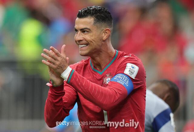 크리스티아누 호날두가 휴스턴 스타디움에서 열린 콩고민주공화국과의 '2026 국제축구연맹(FIFA) 북중미 월드컵' K조 조별리그 1차전에서 풀타임을 소화했지만, 득점을 올리지 못했다./게티이미지코리아