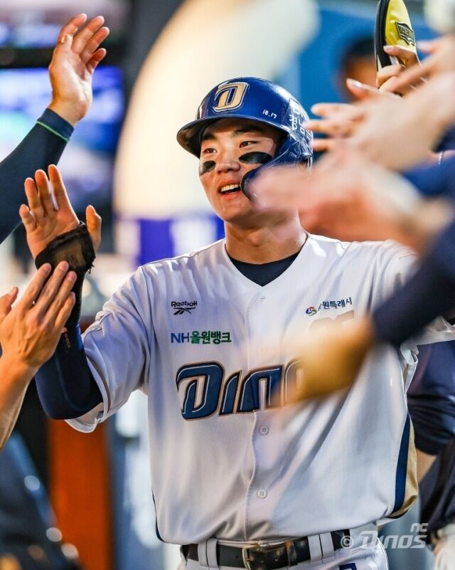 김주원이 3안타를 기록하며 팀에 힘을 더했다./NC 다이노스