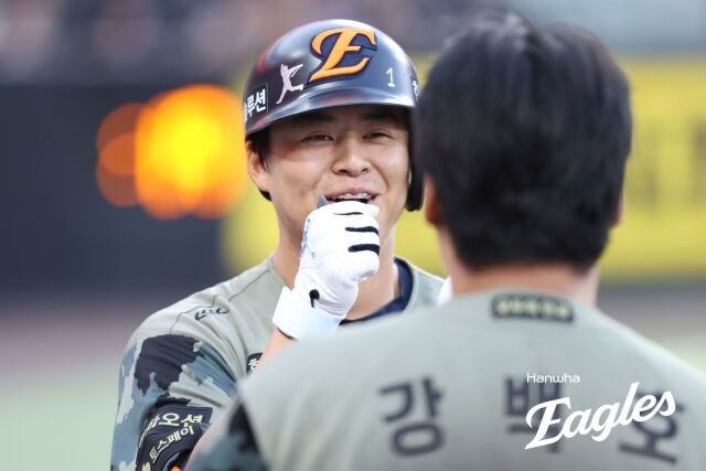 한화 이글스 노시환이 25일 두산전에서 통산 4번째 3경기 연속 홈런에 성공했다./한화 이글스 제공