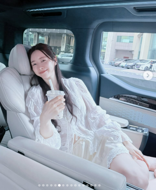 홍수아 SNS