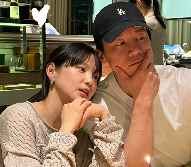 윤승아, 김무열 / SNS