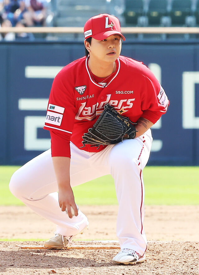 김민이 공을 던지고 있다./SSG 랜더스 제공