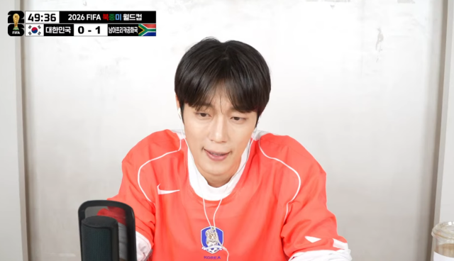 하이라이트 윤두준./유튜브 채널 'OFFICIAL HIGHLIGHT'