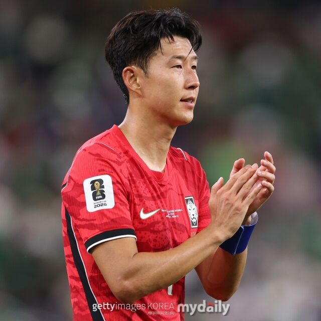 손흥민이 25일 몬테레이 스타디움에서 열린 남아공과의 '2026 국제축구연맹(FIFA) 북중미 월드컵' A조 조별리그 3차전에서 교체 출전했다./게티이미지코리아