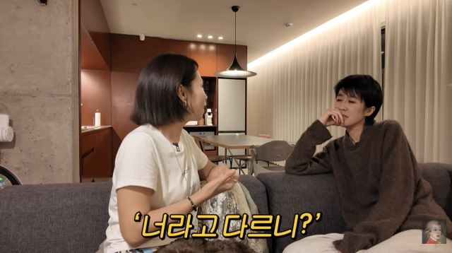 정선희가 책을 계기로 과거 상처와 자신의 내면을 돌아본 솔직한 심경을 털어놨다. / 유튜브 채널 '공부왕찐천재 홍진경'