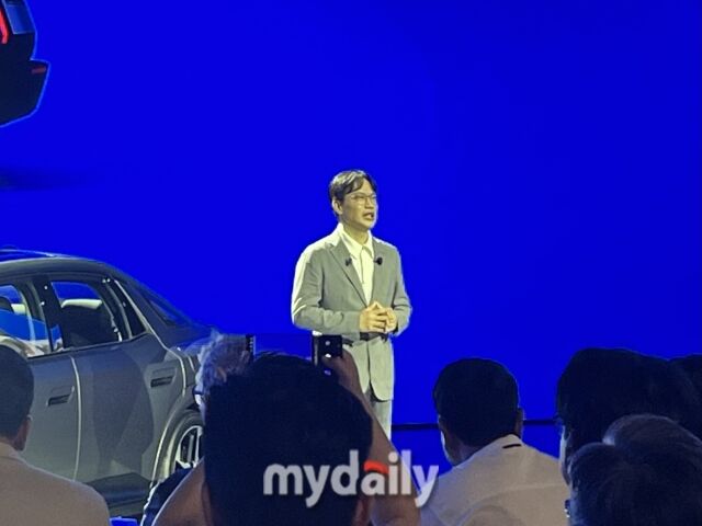 26일 부산 벡스코에서 열린 ‘2026 부산모빌리티쇼’에서 미디어 브리핑을 진행하고 있는 박민우 현대차·기아 AVP 본부장 겸 포티투닷 대표. /심지원 기자