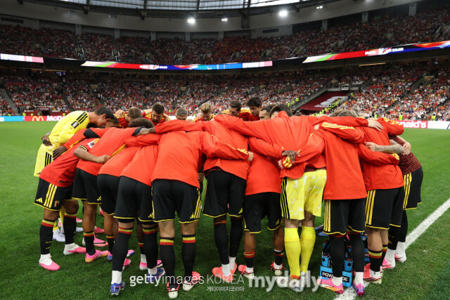 벨기에 축구대표팀이 27일 BC 플레이스 밴쿠버에서 열린 '2026 북중미 월드컵' G조 조별리그 3차전 뉴질랜드와의 경기를 앞두고 파이팅을 하고 있다./게티이미지코리아