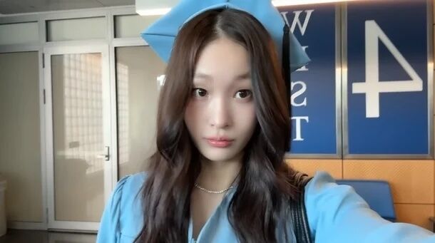 애니./