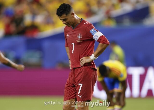 포르투갈은 28일 마이애미 스타디움에서 열린 콜롬비아와의 '2026 국제축구연맹(FIFA) 북중미 월드컵' K조 조별리그 3차전에서 0-0으로 비겼다. 앨런 한센은 크리스티아누 호날두의 경기력을 비판했다./게티이미지코리아