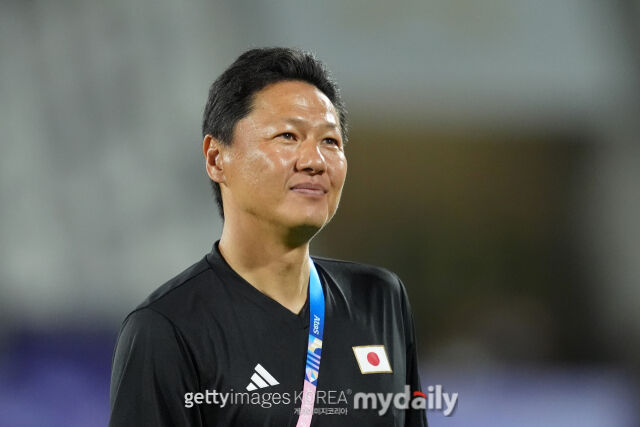 일본이 30일 휴스턴 스타디움에서 열린 '2026 국제축구연맹(FIFA) 북중미 월드컵' 32강전 브라질과의 경기에서 1-2로 패배한 뒤 오이와 고 일본 U-21 축구대표팀 감독이 모리야스 하지메 일본 축구대표팀 감독의 후임으로 거론되고 있다. 오이와 일본 U-21 축구대표팀 감독./게티이미지코리아