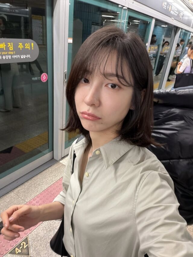 박지현이 드라마 촬영 현장에서의 일상을 공개하며 작품을 향한 애정을 드러냈다. / 박지현 SNS