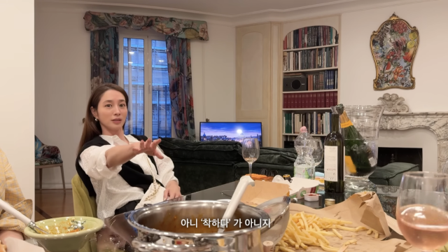 이민정이 유명인의 자녀로 살아가는 두 아이를 향한 미안한 마음을 솔직하게 털어놨다. / 유튜브 채널 '이민정 MJ'