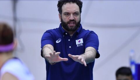 라바리니 감독 '206-27시즌도 밀라노에서' 계약 연장 확정