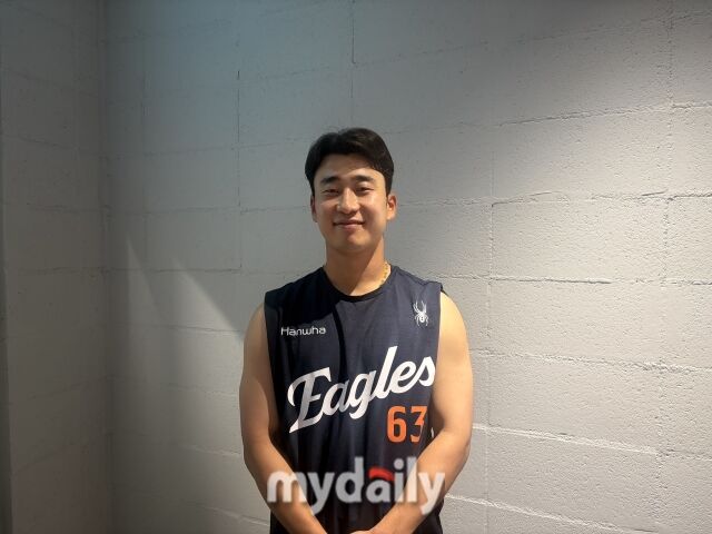 한화 이글스 박정현이 1일 대전 KT전에서 동생 박영현을 상대로 홈런을 기록했다./대전 = 이정원 기자