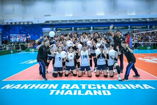 5일 태국에서 열린 2026 아시아배구연맹(AVC) 아시아선수권 8강전에서 카자흐스탄을 3-1로 제압한 한국 U18 여자배구 대표팀./AVC 제공
