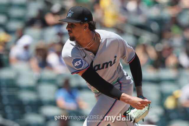 MLB 마이애미 소속 에우리 페레스는 6일(한국시각) 열린 애틀레틱스와 원정 경기에 선발 등판해 7이닝 퍼펙트 투구를 선보였다./게티이미지코리아