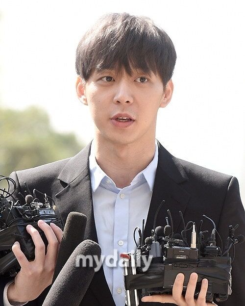 박유천