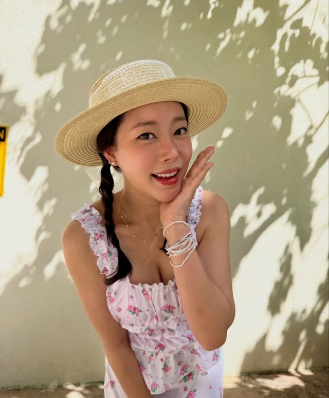 레인보우 출신 고우리가 출산을 약 3개월 앞둔 근황을 전했다. / 고우리 SNS