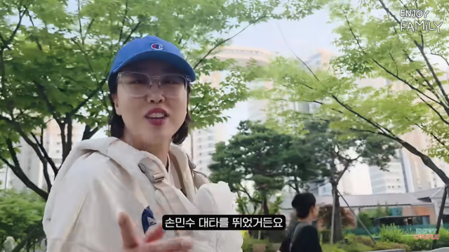 임라라가 남편 손민수의 갑작스러운 부상으로 예정됐던 스케줄을 홀로 소화한 사연을 전했다. / 유튜브 채널 '엔조이커플'