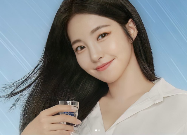 13일 소속사 알앤디컴퍼니는 남유정이 오는 8월 22일 강원도 속초 한화리조트 설악 쏘라노에서 개최되는 ‘워터밤 속초 2026(WATERBOMB SOKCHO 2026)’ 무대에 오른다고 밝혔다./남유정 소셜미디어