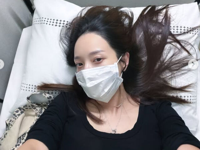 김민경이 산부인과 진료를 받고 있다. / 김민경 소셜미디어