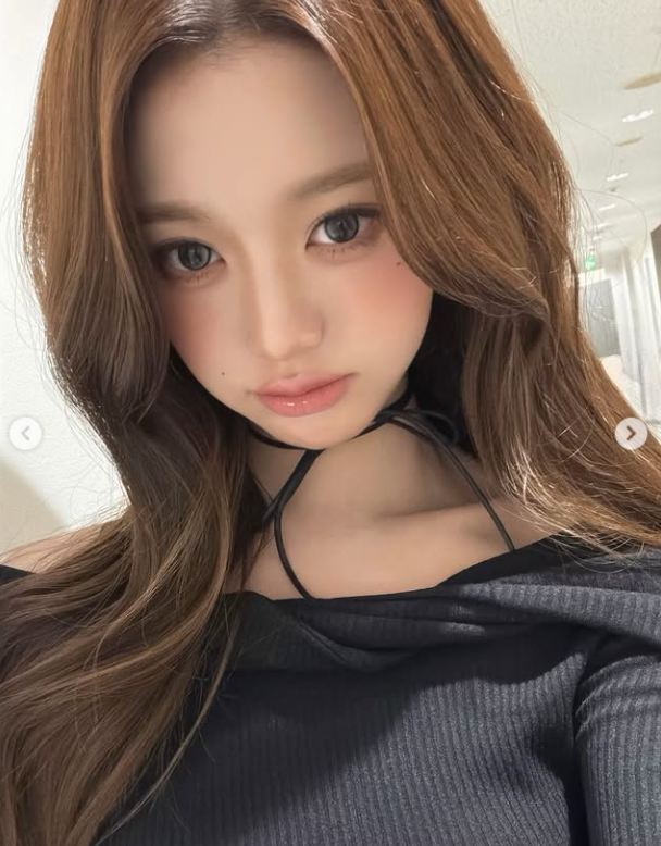 그룹 아이브(IVE) 장원영이 또다시 불거진 태도 논란에도 전혀 흔들림 없는 평소와 다름없는 근황을 공유했다./장원영 소셜미디어