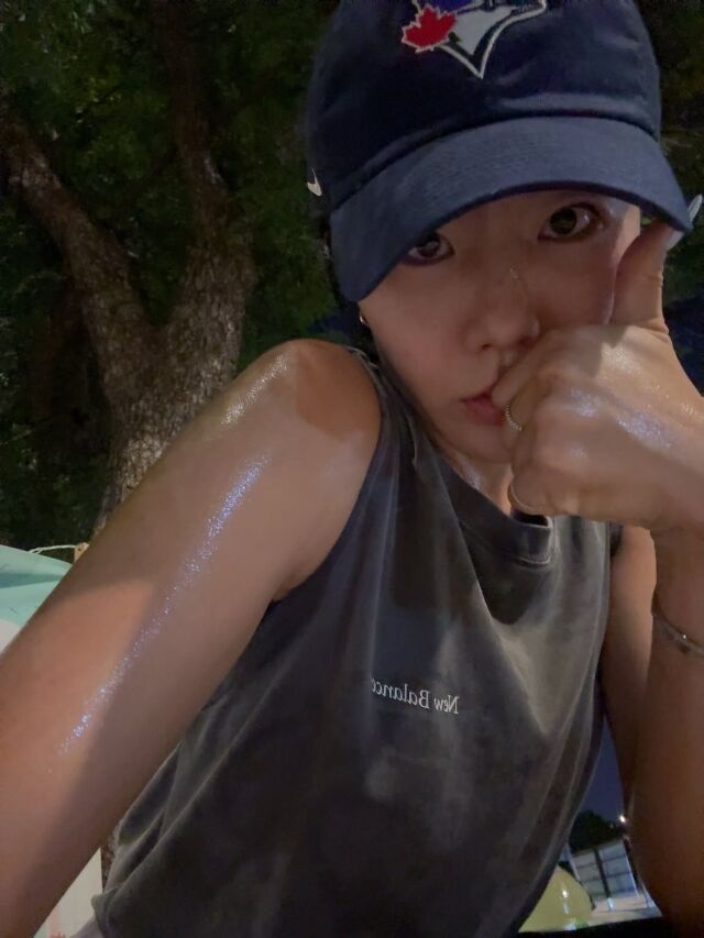 이상화가 변함없는 탄탄한 몸매와 운동 실력을 공개하며 근황을 전했다. / 이상화 SNS