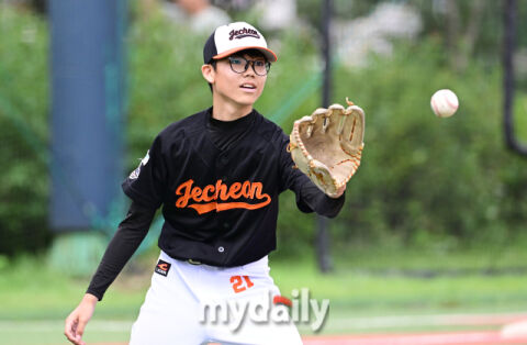 [MD포토] 유라임 '지켜봐주세요'
