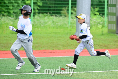[MD포토] 신선우 '걸음아 나 살려라'