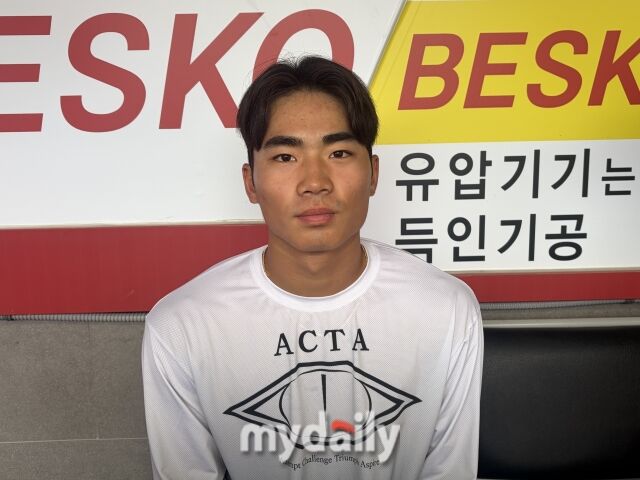 한화 이글스 외야수 오재원이 22일 광주-기아 챔피언스필드에서 취재진과 인터뷰를 가졌다./광주 = 이정원 기자