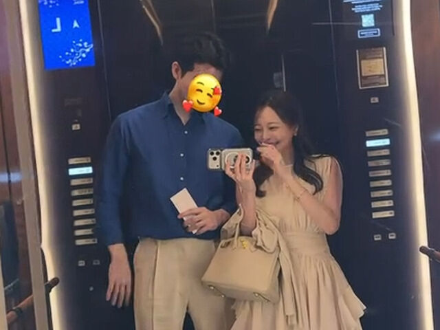 아옳이가 남자친구를 공개했다. / 아옳이 소셜미디어