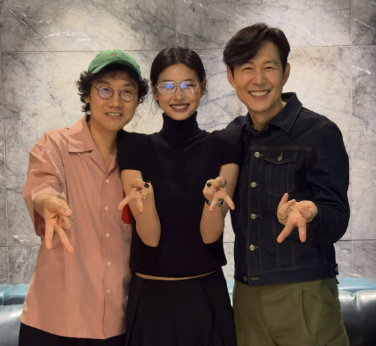 황동혁 감독, 배우 정호연, 이정재./이정재 인스타그램