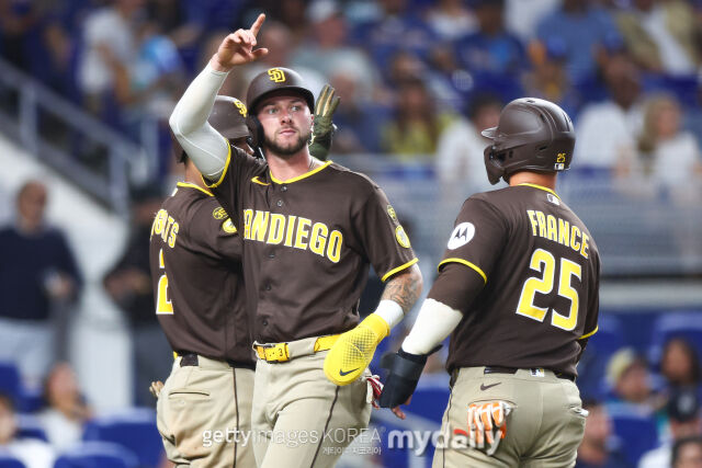 MLB 샌디에이고는 26일(한국시각) 열린 마이애미와 원정 경기에서 7-2로 이겨 2연승으로 내달렸다. 반면 마이애미는 11연패에 빠졌다./게티이미지코리아