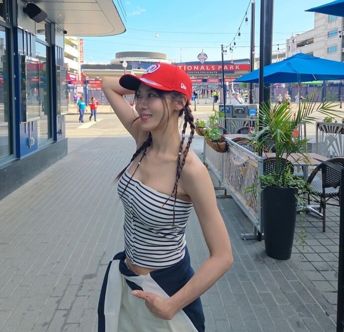 하지원, 튜브톱 입고 20대처럼 '상큼발랄'...누가 48살이라 보겠어?