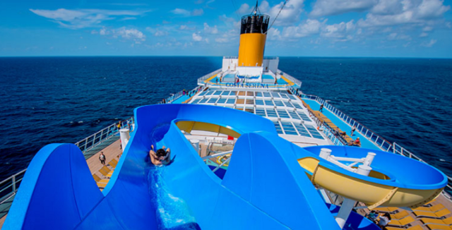 코스타크루즈세레나 야외 수영장./롯데관광