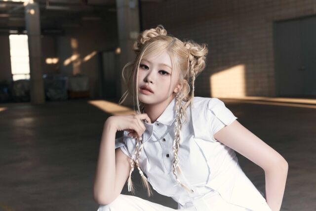 아워벌스데이 유 개인 콘셉트 포토 / JYP엔터테인먼트
