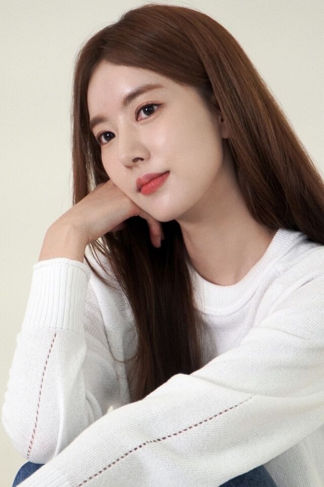 배우 한지완./케네스컴퍼니