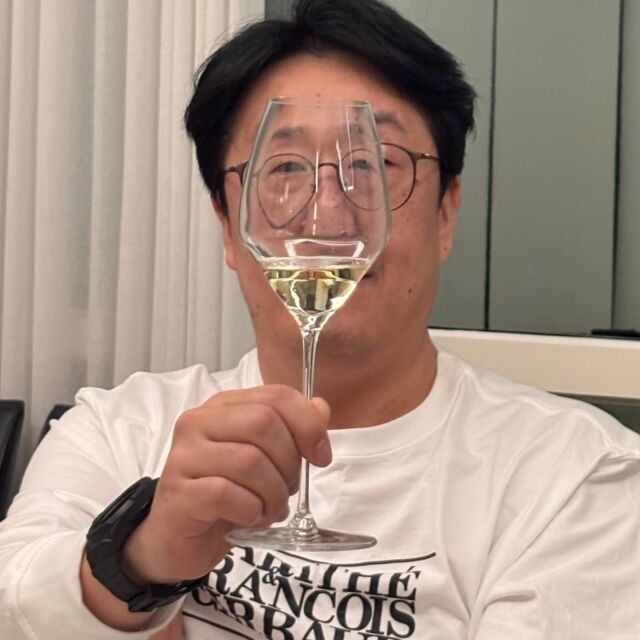 현봉식이 자신을 둘러싼 해프닝을 유쾌하게 받아치며 팬들에게 웃음을 안겼다. / 현봉식 SNS