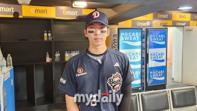 김민석이 7월 30일 인천 SSG 랜더스필드에서 열린 SSG 랜더스전 수훈선수로 인터뷰를 하고 있다./인천=김경현 기자