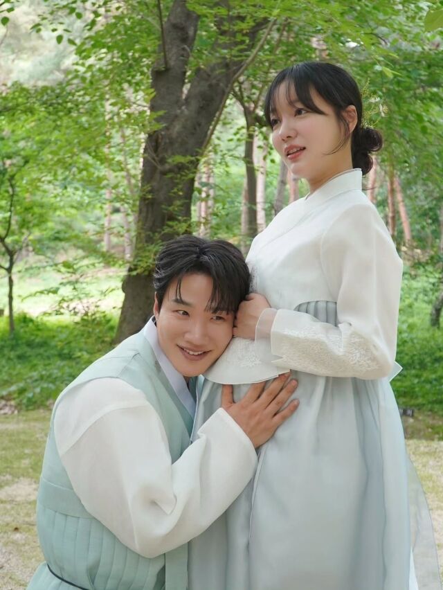 문지인이 남편 김기리와 함께한 특별한 만삭 화보를 공개하며 출산을 앞둔 설렘을 전했다. / 문지인 SNS