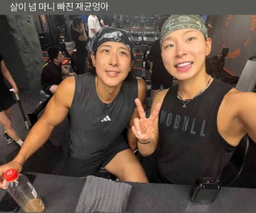 황재균이 레슬링 선수 장은실과 함께 운동하는 일상을 공개하며 건강한 근황을 전했다. / 장은실 SNS