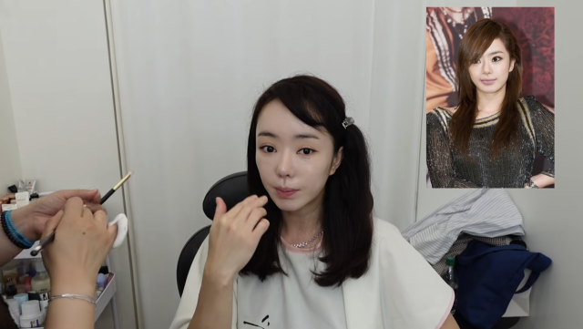 서우가 새로운 메이크업 스타일에 도전하며 한층 달라진 분위기를 선보였다. / 유튜브 채널 '안녕하 서우'