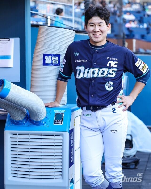 선수단 더그아웃에 설치된 웰템 이동식 에어컨./NC 다이노스