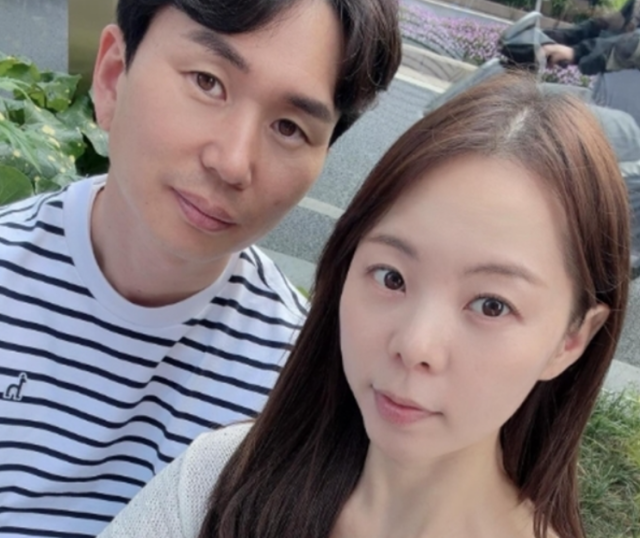 28기 출연자 영철이 전 아내 영자와의 추억이 담긴 SNS 게시물을 모두 삭제했다. / 영자 SNS
