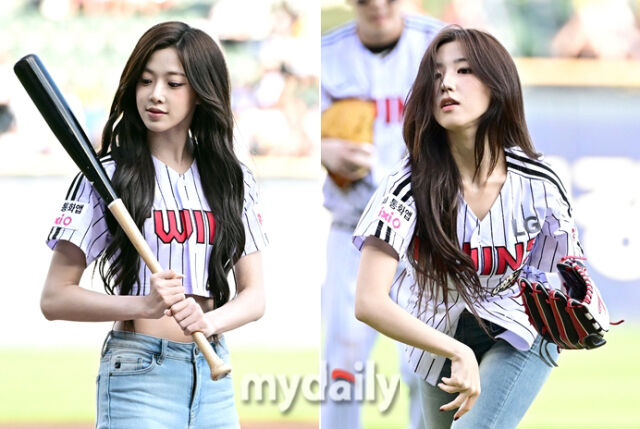 트리플에스(triple S) 박소현과 니엔이 시구.시타를 하고 있다. / 잠실 = 유진형 기자 zolong@mydaily.co.kr