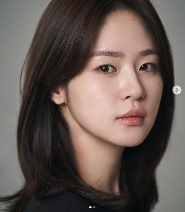 심은우는 지난 4일 새 요가원의 공식 SNS를 개설하며 “오는 17일부터 31일까지 가오픈 기간 동안 총 6회의 이벤트 수업을 진행한다”라며 “새로운 시작에 마음이 설레고 바쁘다. 찾아오실 분들에게 편안하고 좋은 에너지를 나눌 수 있도록 잘 준비하겠다”고 소감을 밝혔다./심은우 소셜미디어