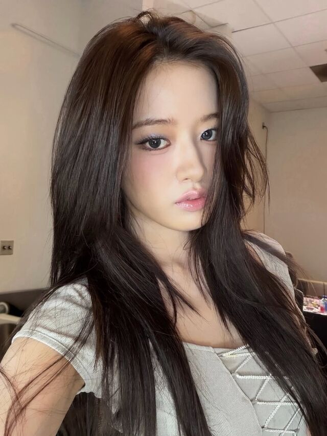 그룹 아이브 멤버 안유진이 미국에서의 일상을 공유했다. / 안유진 소셜미디어