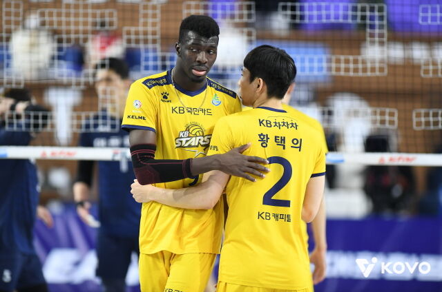 V-리그 역대 최고의 외국인 선수로 꼽히고 있는 케이타는 2021-22시즌 KB손해보험을 구단 역사상 최고 성적인 챔피언결정전 준우승으로 이끈 주역이다./한국배구연맹(KOVO) 제공