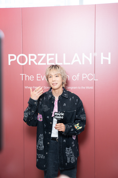 가수 이홍기가 ‘2026 BEAUTY SEMINAR’ 포토월에 참석했다. / 로즈랩