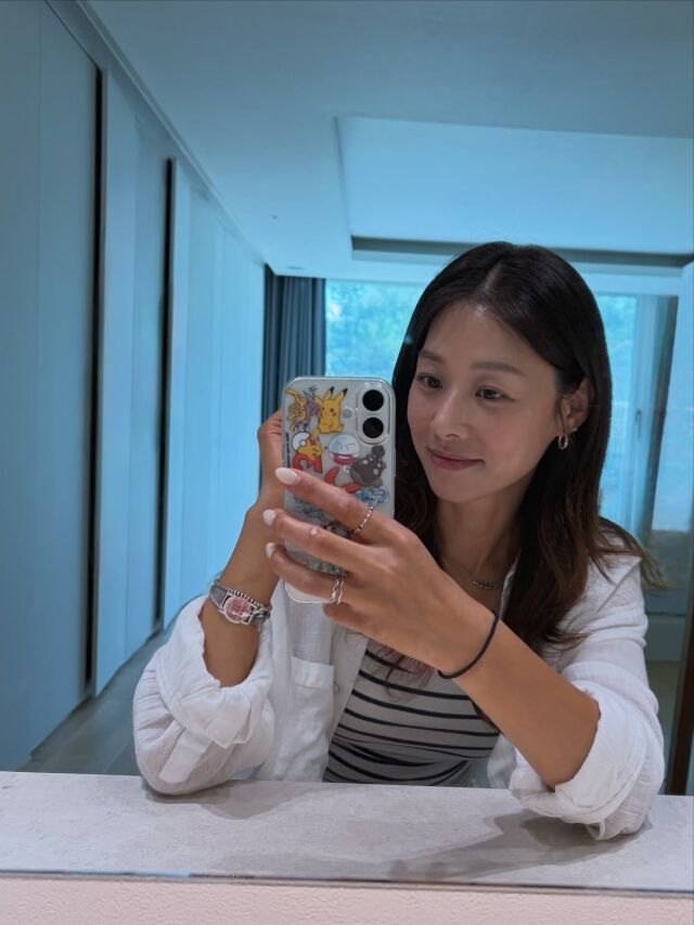 장신영이 여유로운 일상을 공개하며 근황을 전했다. / 장신영 SNS